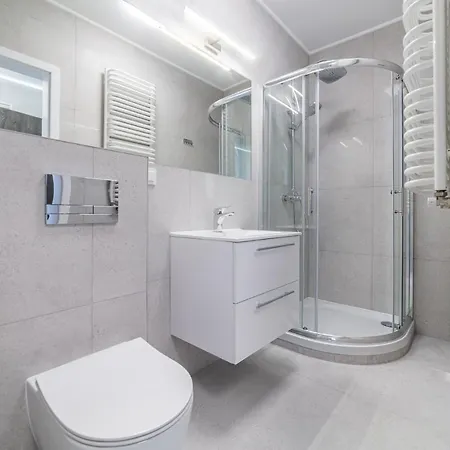 Balticus Standard Promenada Gwiazd 14 * 미엥지즈드로예