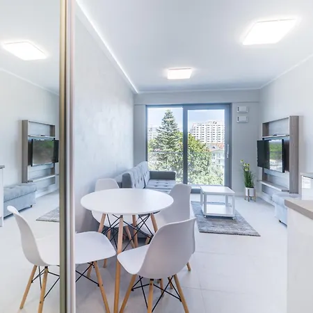 Balticus Standard Promenada Gwiazd 14 아파트 *